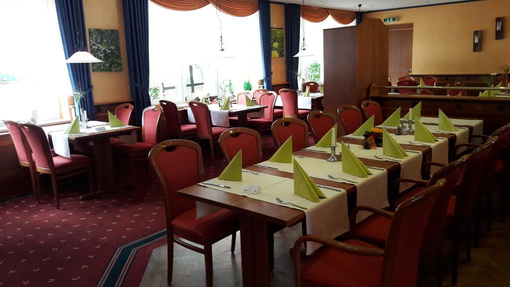 Kraeuterhotel & Restaurant Heidejaeger Mulmshorn Bagian luar foto