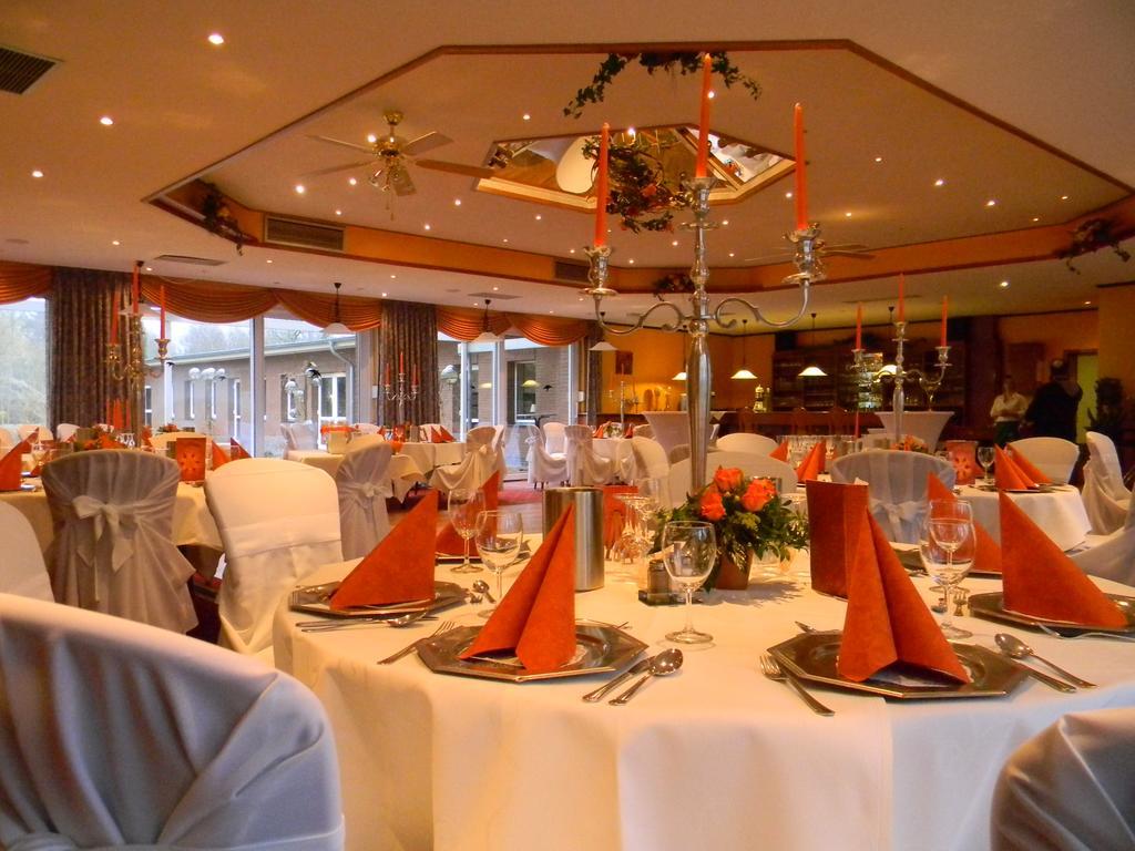 Kraeuterhotel & Restaurant Heidejaeger Mulmshorn Bagian luar foto